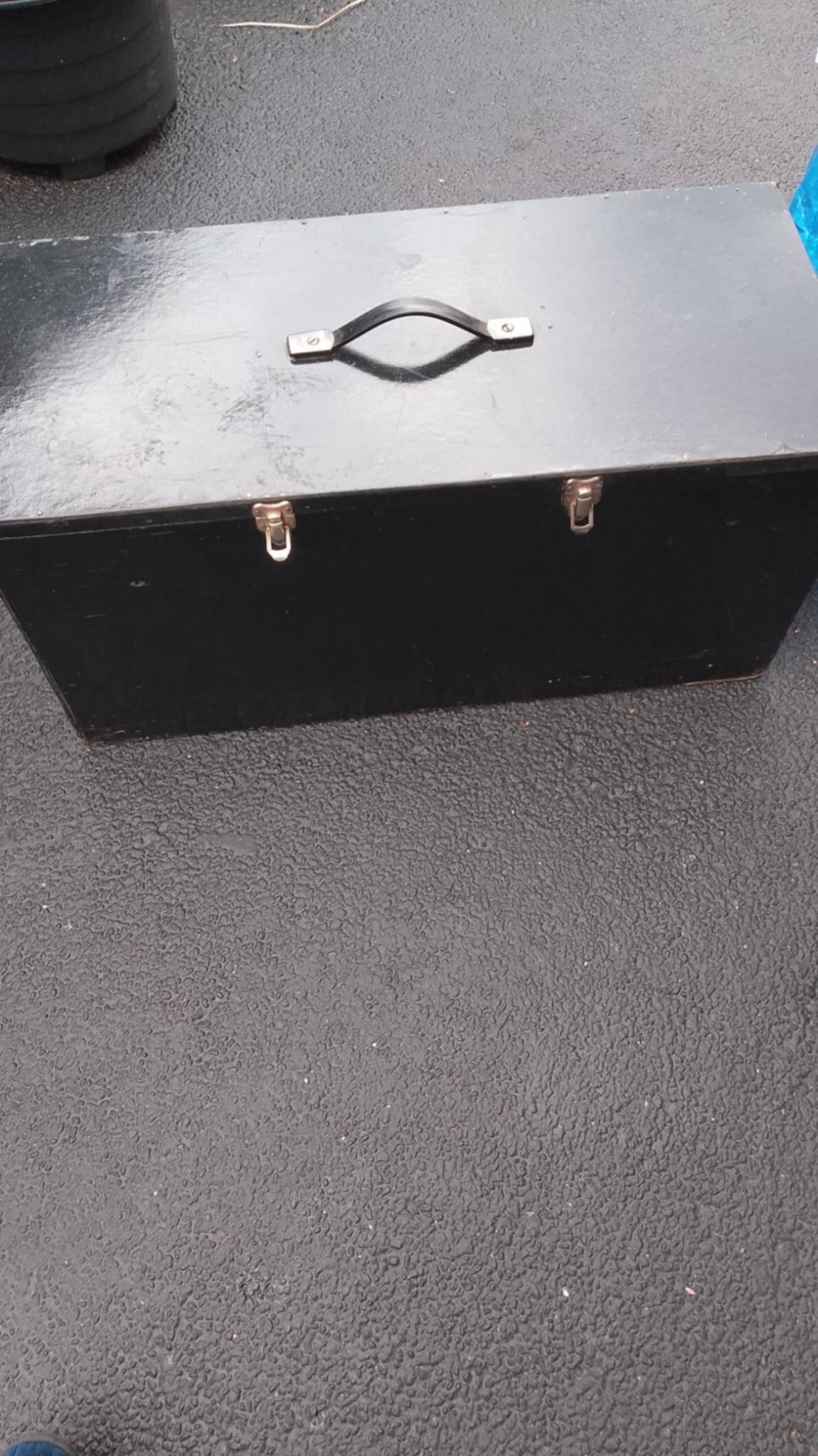 Gloster show boxes plus carrying box - Canaries
